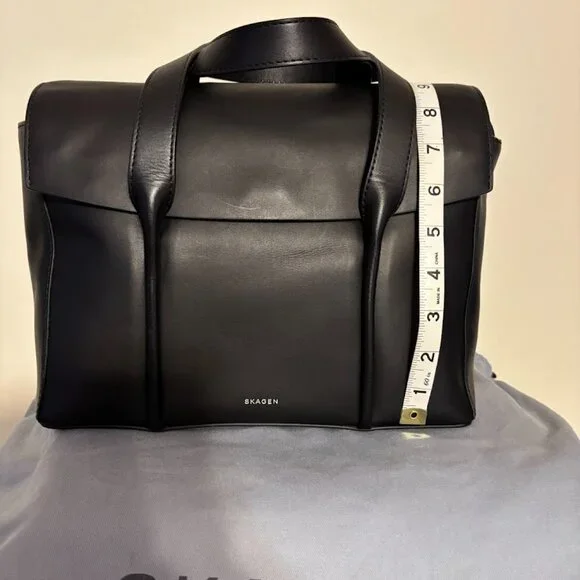 NEW SKAGEN Black Color Leather Handbag and Dust Bag - Picture 16 of 16